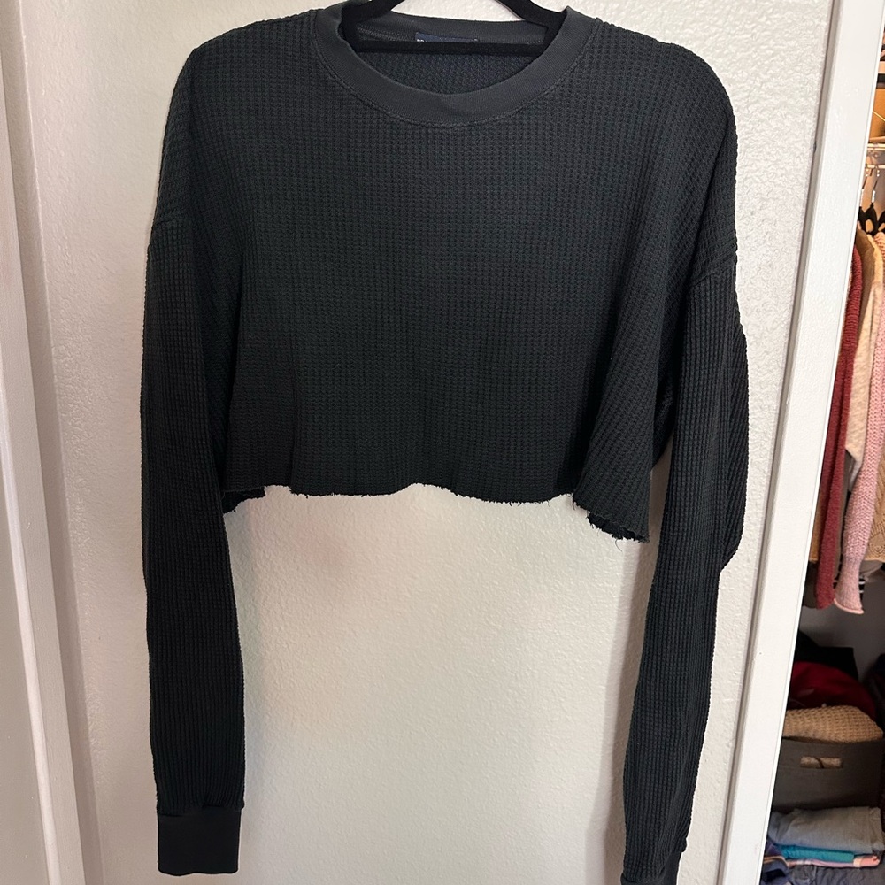 Brandy Melville Waffle Knit Long Sleeve Oversized Crop Top